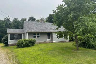 285 Allen St 1