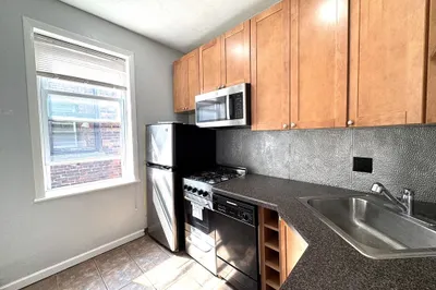 11 Irving Street #7