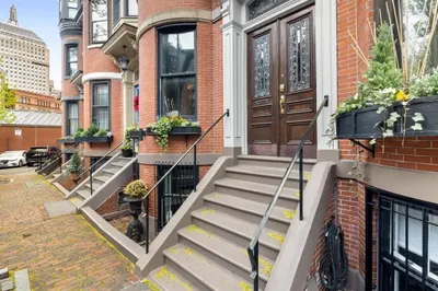 5 Saint Charles St