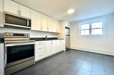 16 Vinal St #1