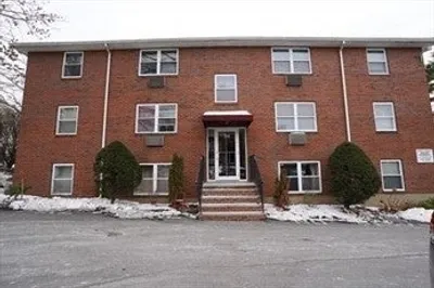 39 Montvale Ave #7