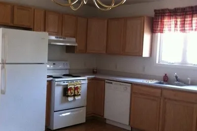 6 Warsaw Avenue #3 1
