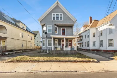 1233 Warren Ave