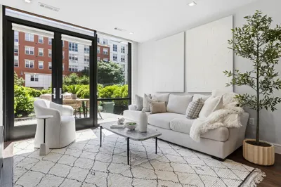 99 Sumner St #101
