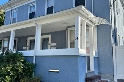 34 Pleasant St #2