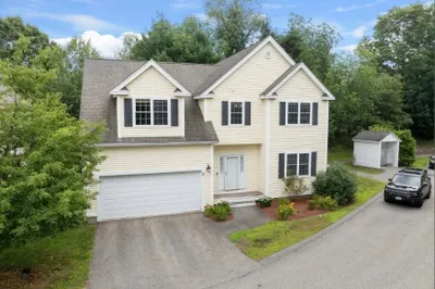 5 Equestrian Lane