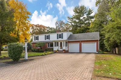 171 Locksley Rd