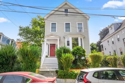 16 Eastman Rd #1