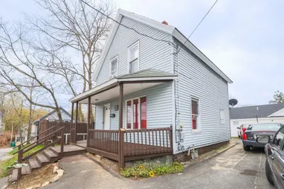 35 Essex St 1