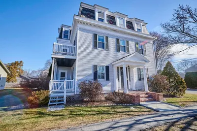 38 Moseley Ave #1