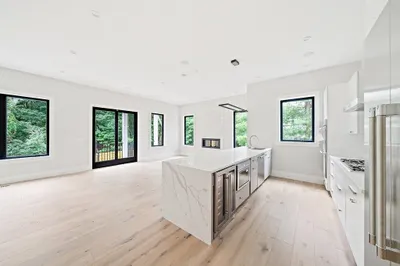 94 Thurston Rd #94 1