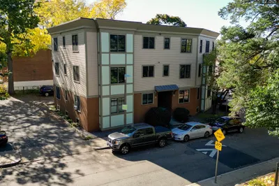 81 Westminster Ave #D