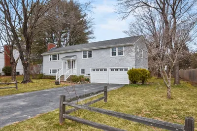 16 Bellwood Way 1