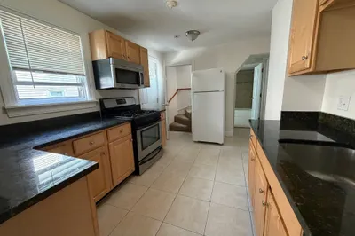 77 Pearl St #2 1