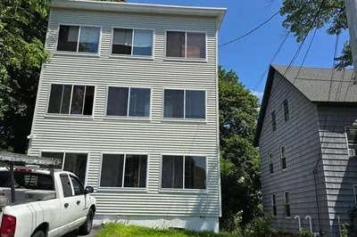 132 Washington St #1