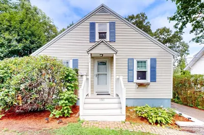 131 Hobart St