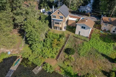 98 Dudley Rd