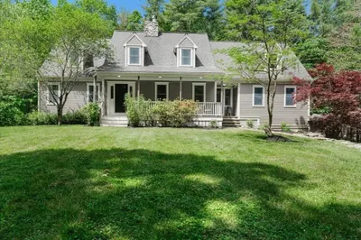 537 High St