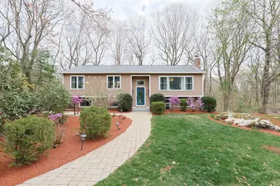 61 Stagecoach Dr