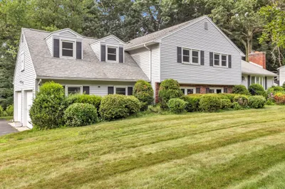 11 Pidgeon Dr