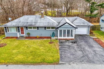 72 Perry Ave 1