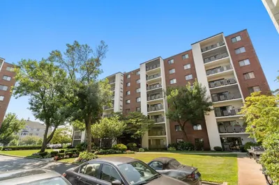 22 Ninth Street #102 1