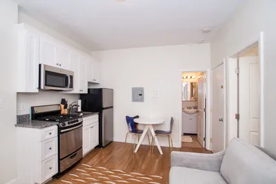 102 Chandler St #7