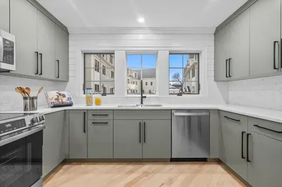 5 Chatham St #5