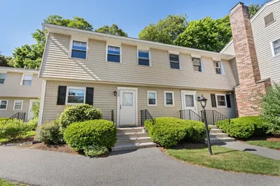 2239 Commonwealth Ave #2239 1