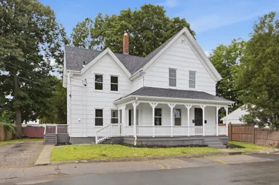 47 Kingman St 1