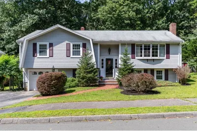 93 Cardinal Ct
