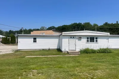 170 East Bacon St (rear) St 1
