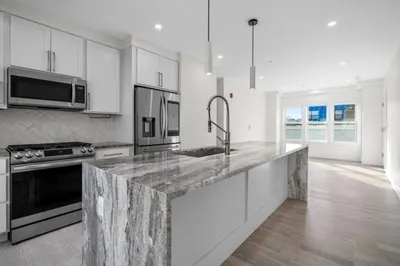 52 Spencer Ave #3 1