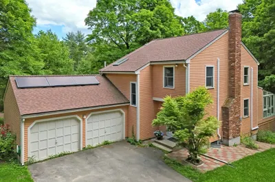 484 Chicopee Row