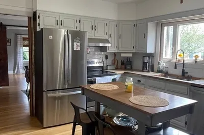 85 Quinapoxet Ln