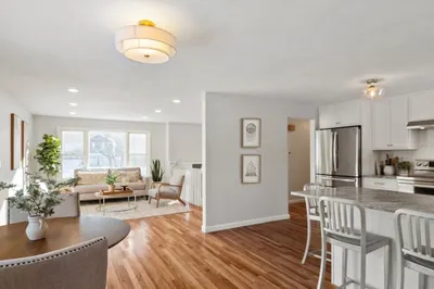 119 Van Norden Rd 1
