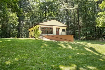 172 Porter St