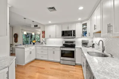 85 Grove St #207 1