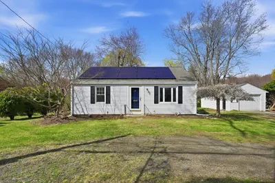 26 Haskell St