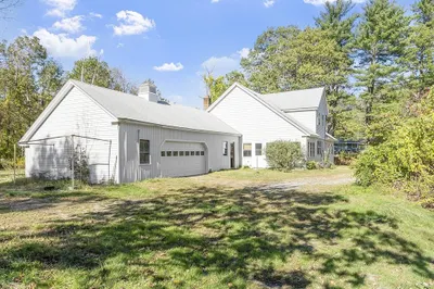 705 Richardson Road 1