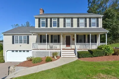 3 Moschilli Cir 1