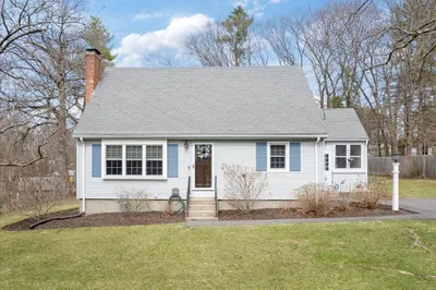 33 Schofield Dr 1