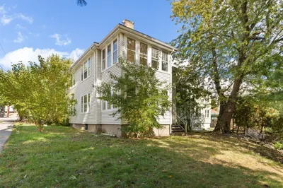 326-328 Charles River Rd 1