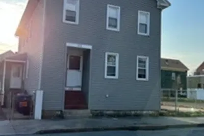 173 Acushnet Ave 1
