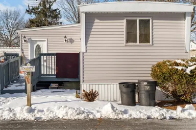 42 Pioneer Way 1