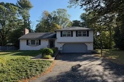 27 Lincoln Circle West Cir #27 1