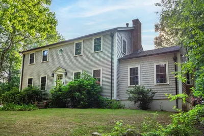 1133 Elm Street