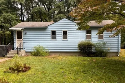 29 Wood Road 1