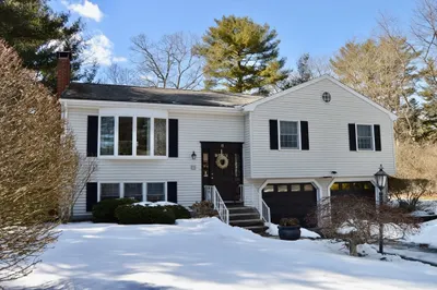 6 Garrison Dr