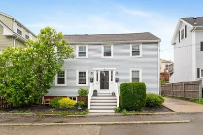 30 Addison St